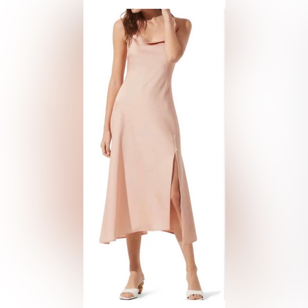 NWT ASTR THE LABEL Cowl Slip Midi Dress in Blush Womens Front Slit